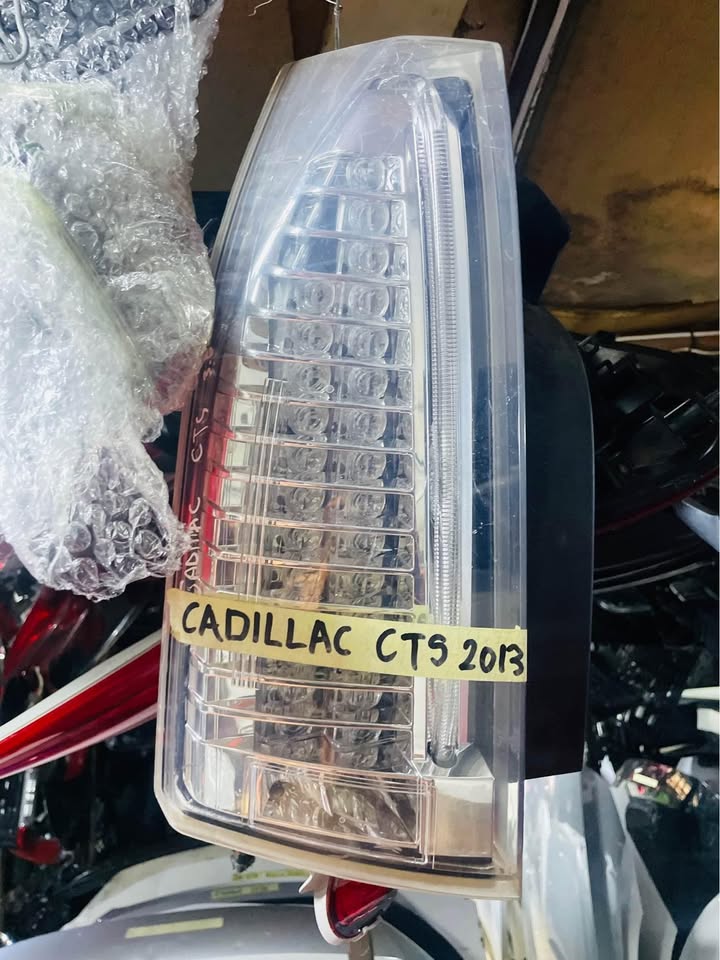 CADILLAC CTS taillight 2013 - Private Seller CADILLAC CTS taillight 2013 - Private Seller