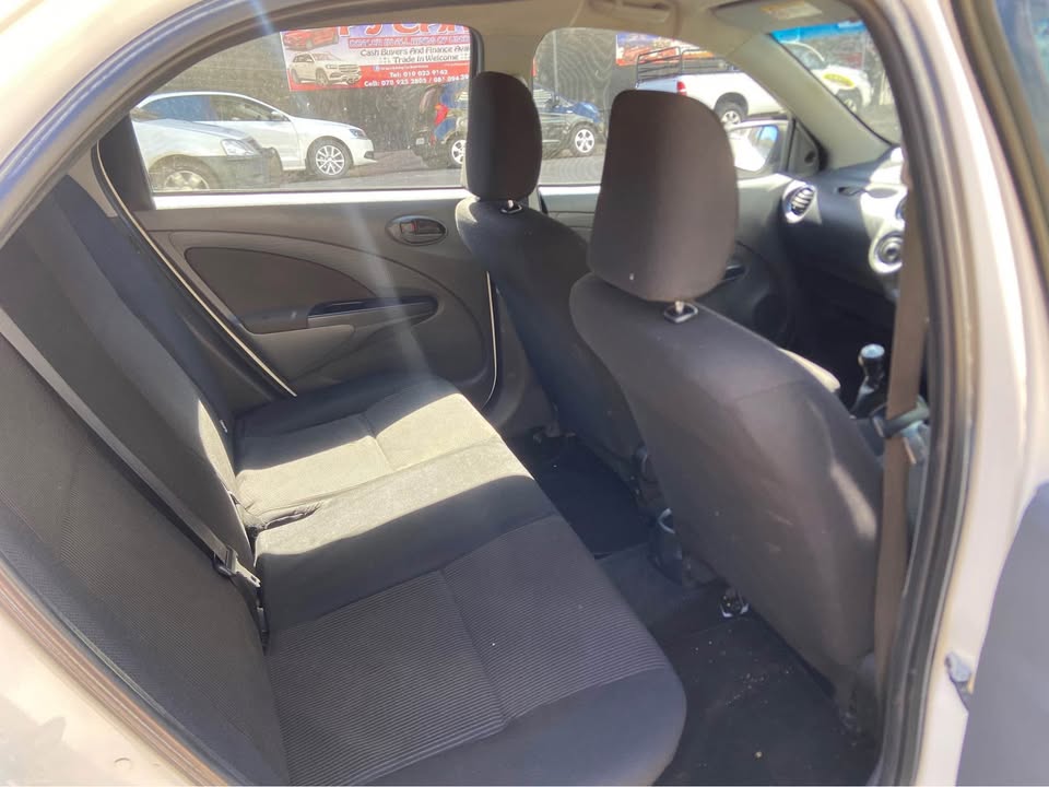2018 Toyota Etios 1.5 manual