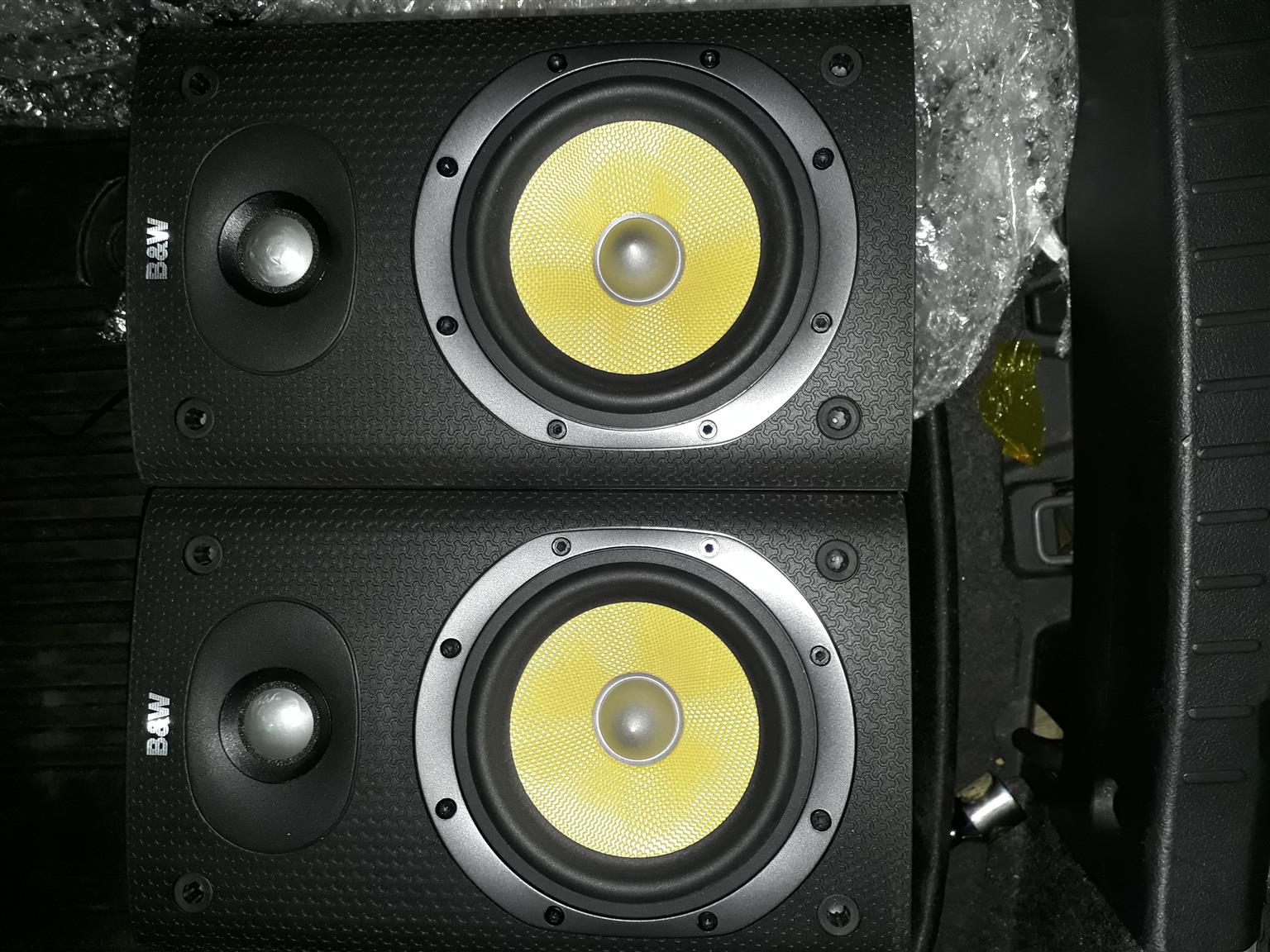 b&w dm600 s3 bookshelf speakers