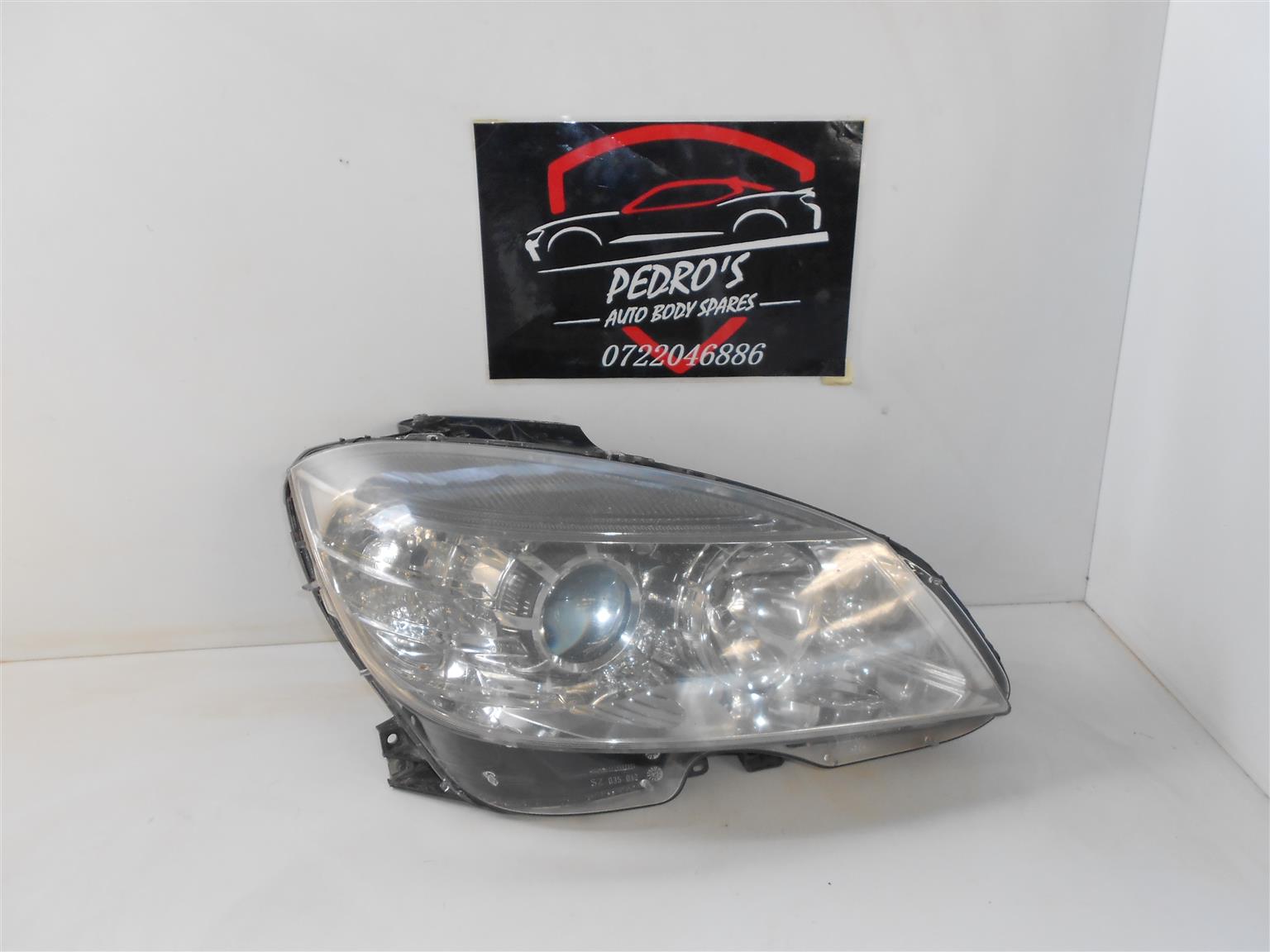 Mercedes Benz W204 preface headlight