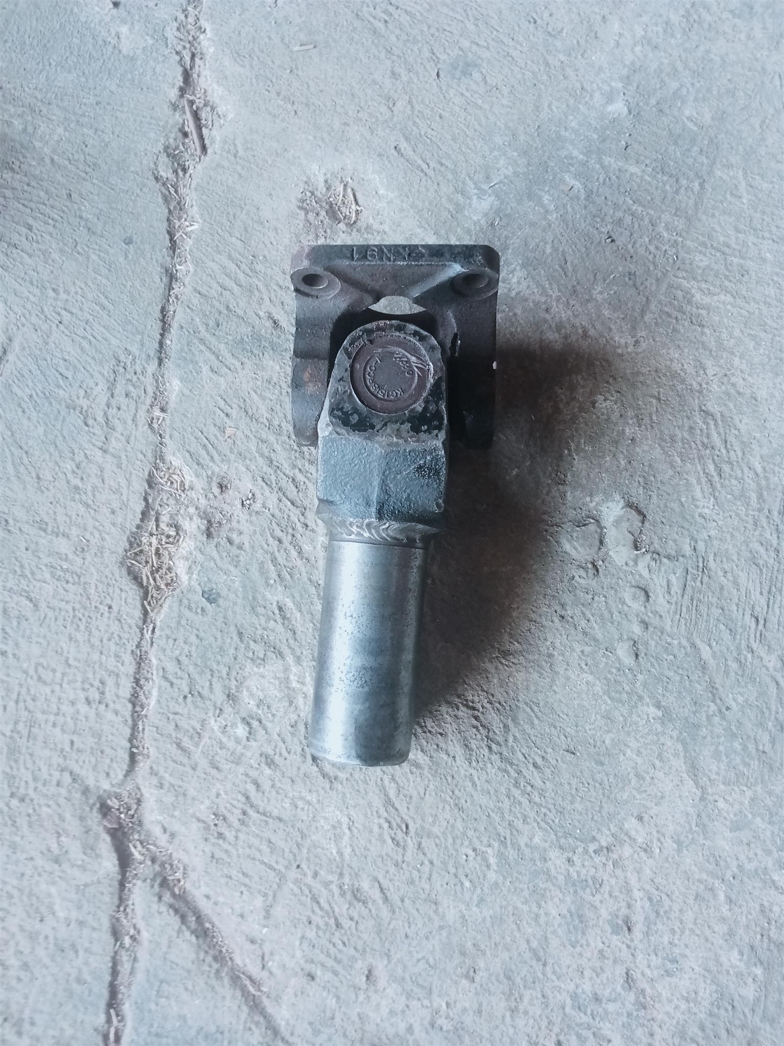 Ford (V6) yoke - Private Seller Ford (V6) yoke - Private Seller