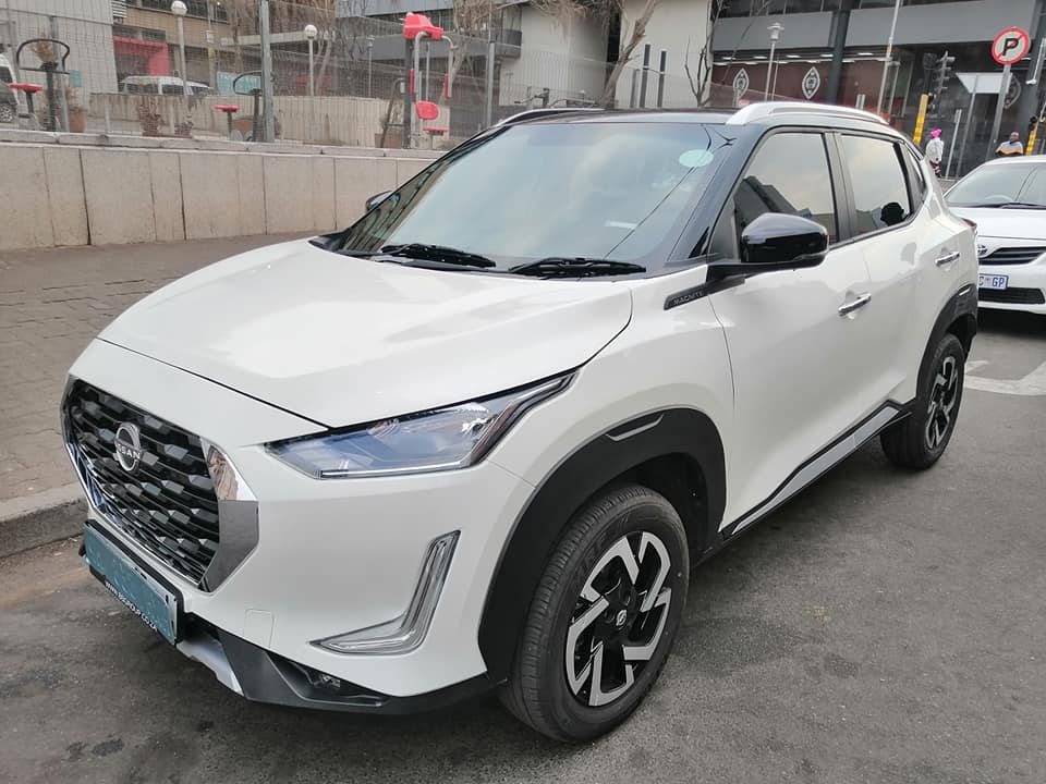 2023 Nissan Magnite 1.0 Turbo CVT 5000km