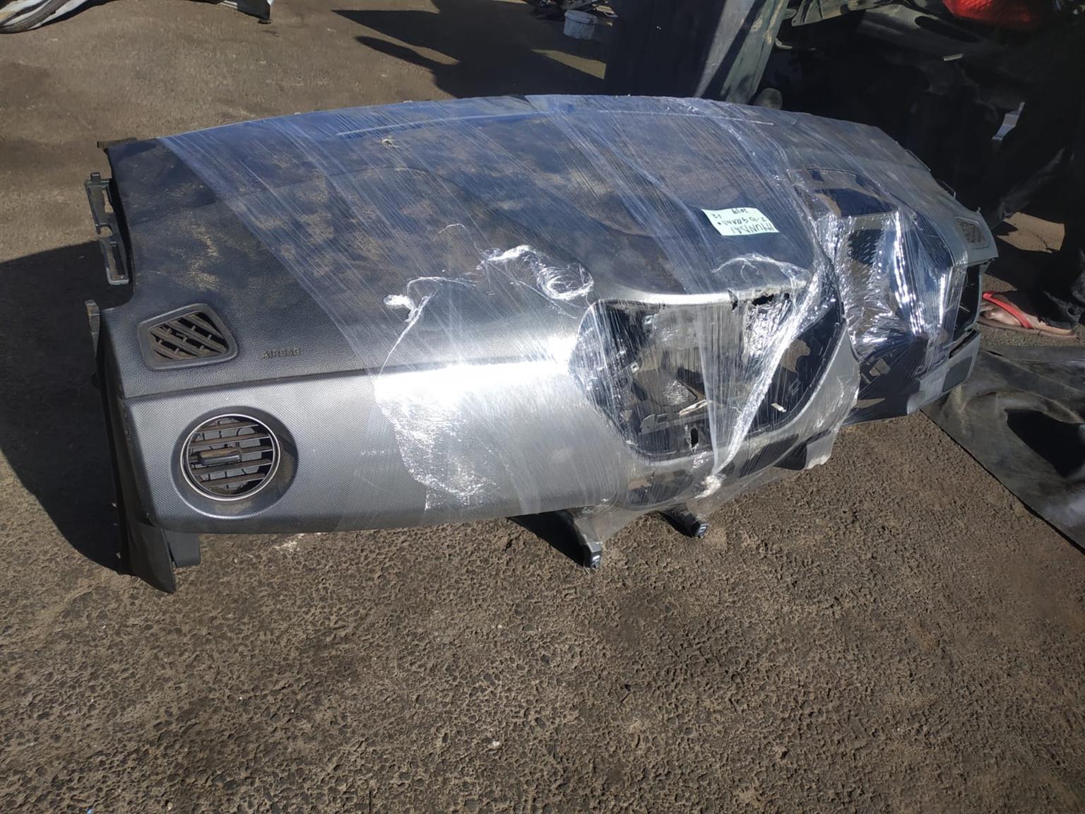 2018 Hyundai i10 grand complete Dashboard with Airbag for sale - Private Seller 2018 Hyundai i10 grand complete Dashboard with Airbag for sale - Private Seller