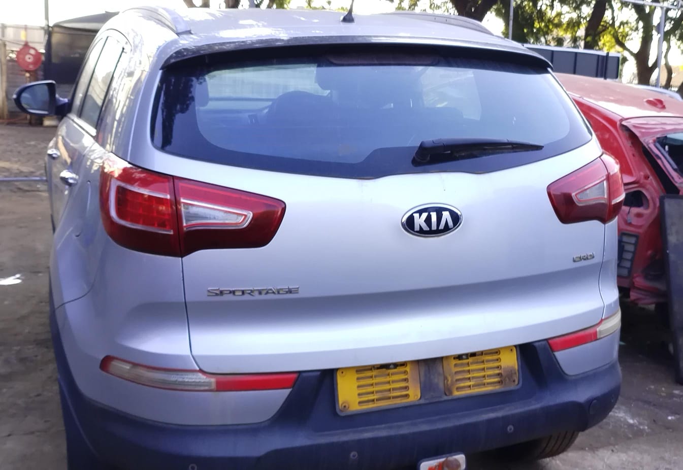 2013 KIA SPORTAGE 2.0 CRDI STRIPPING FOR SPARES