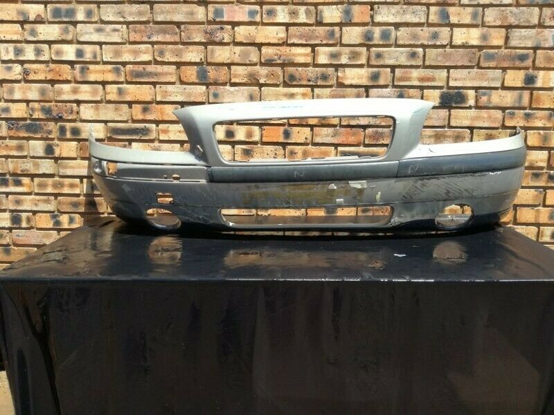 2007 volvo s60 2024 front bumper