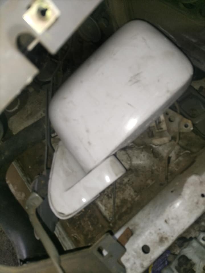 Nissan hardbody side view mirror Call or WhatsApp me - Private Seller