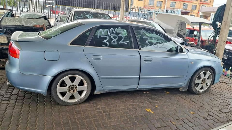 Audi A4 b7 2.0t bgb 6 speed manual gearbox - Private Seller Audi A4 b7 2.0t bgb 6 speed manual gearbox - Private Seller