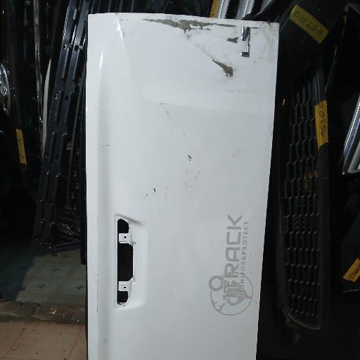 Isuzu Bakker tailgate - Private Seller