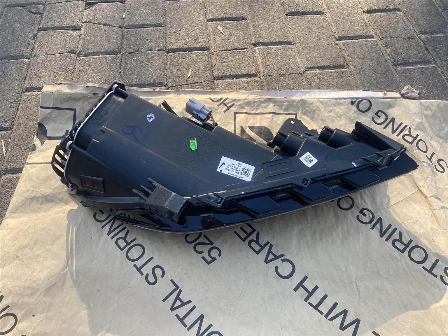 2025 TOYOTA URBAN CRUISER FULL LED HEADLIGHT LEFT SIDE FOR SALE - Private Seller 2025 TOYOTA URBAN CRUISER FULL LED HEADLIGHT LEFT SIDE FOR SALE - Private Seller