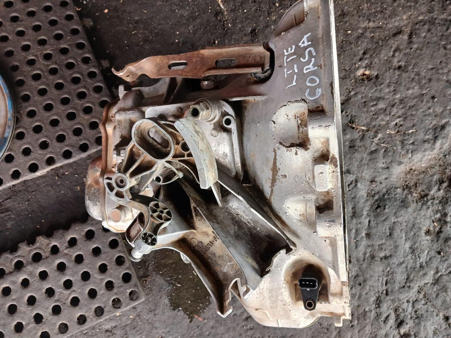 OPEL CORSA LITE 5 SPEED GEARBOX FOR SALE - Private Seller OPEL CORSA LITE 5 SPEED GEARBOX FOR SALE - Private Seller