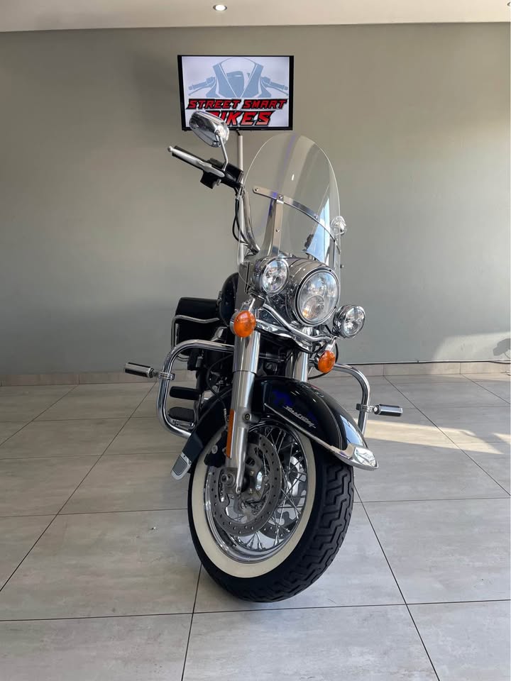 Harley Davidson RoadKing 103 - Private Seller Harley Davidson RoadKing 103 - Private Seller