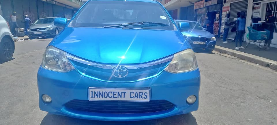 2013 TOYOTA ETIOS 1.5 PETROL, MANUAL, 89000KM, BLUE COLOUR