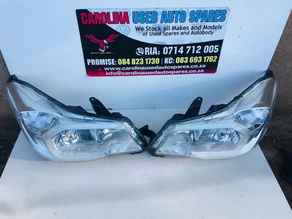 Subaru Forester left and right LED xenon headlights - Private Seller Subaru Forester left and right LED xenon headlights - Private Seller