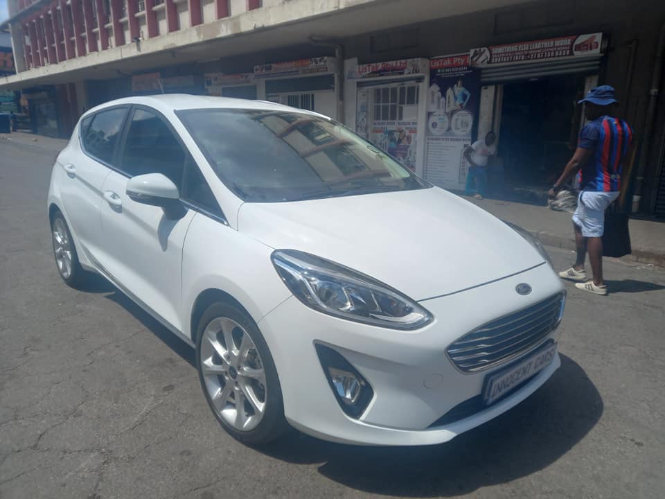 2020 FORD FIESTA 1.0 PETROL, AUTOMATIC TRANSMISSION, WHITE COLOUR, MILEAGE