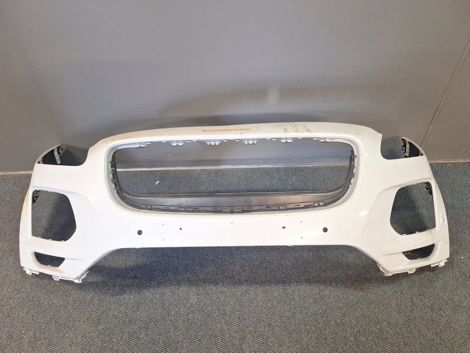 Jaguar E-Pace Sport Front Bumper (2018 - 2022) - Private Seller Jaguar E-Pace Sport Front Bumper (2018 - 2022) - Private Seller