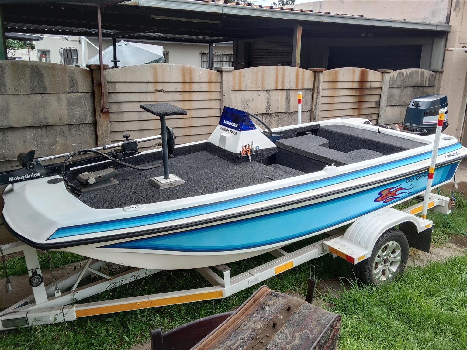 Bass fishing boat for sale