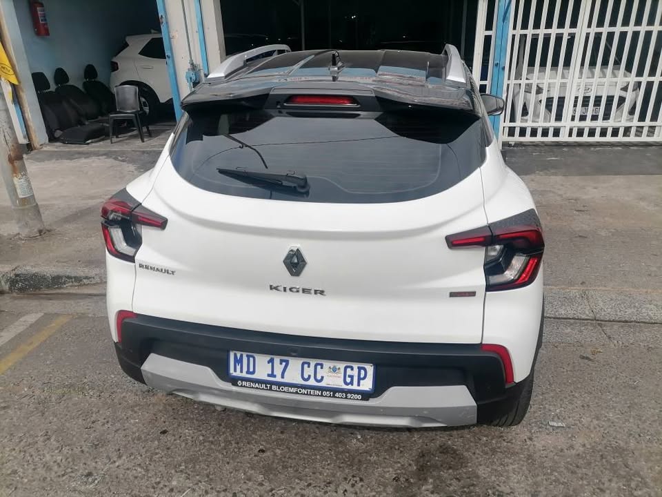 2018 Renault Kiger 1.0 SUV Turbo with a Service book and spare key Reserves camera