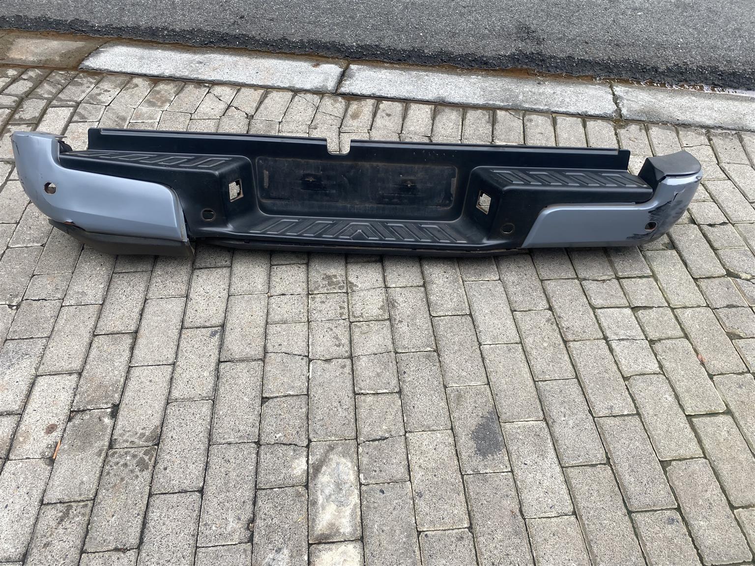 2024 NISSAN NAVARA REAR BUMPER FOR SALE - Private Seller 2024 NISSAN NAVARA REAR BUMPER FOR SALE - Private Seller