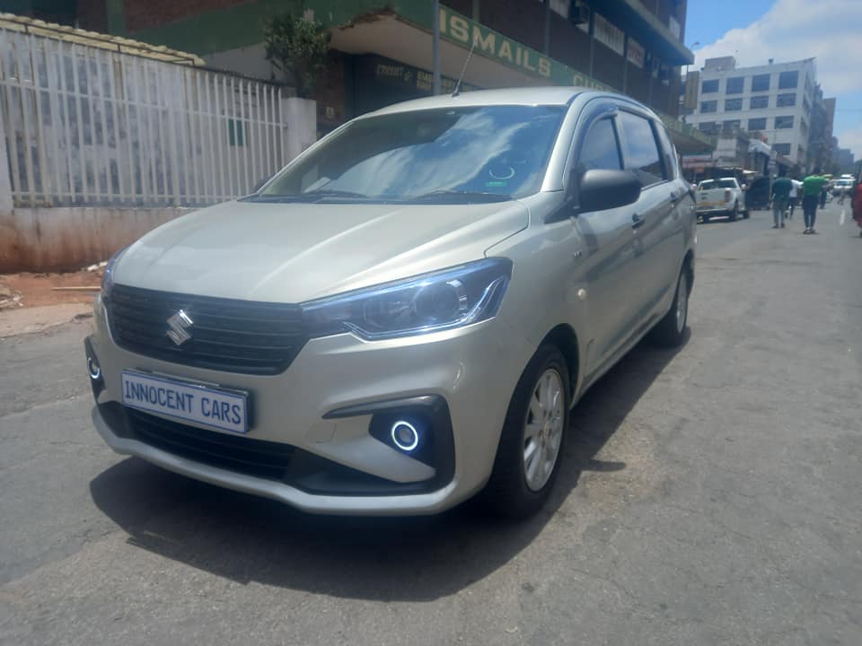 2019 SUZUKI ERTIGA 1.5 PETROL, MANUAL TRANSMISSION, SILVER GOLD COLOR, MILEAGE 85000KM