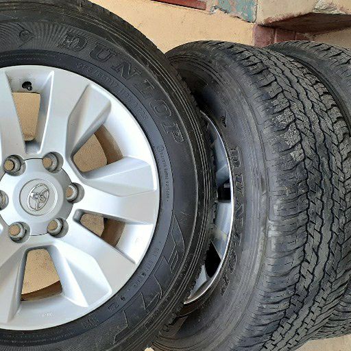 GD6 Toyota rims and tyres