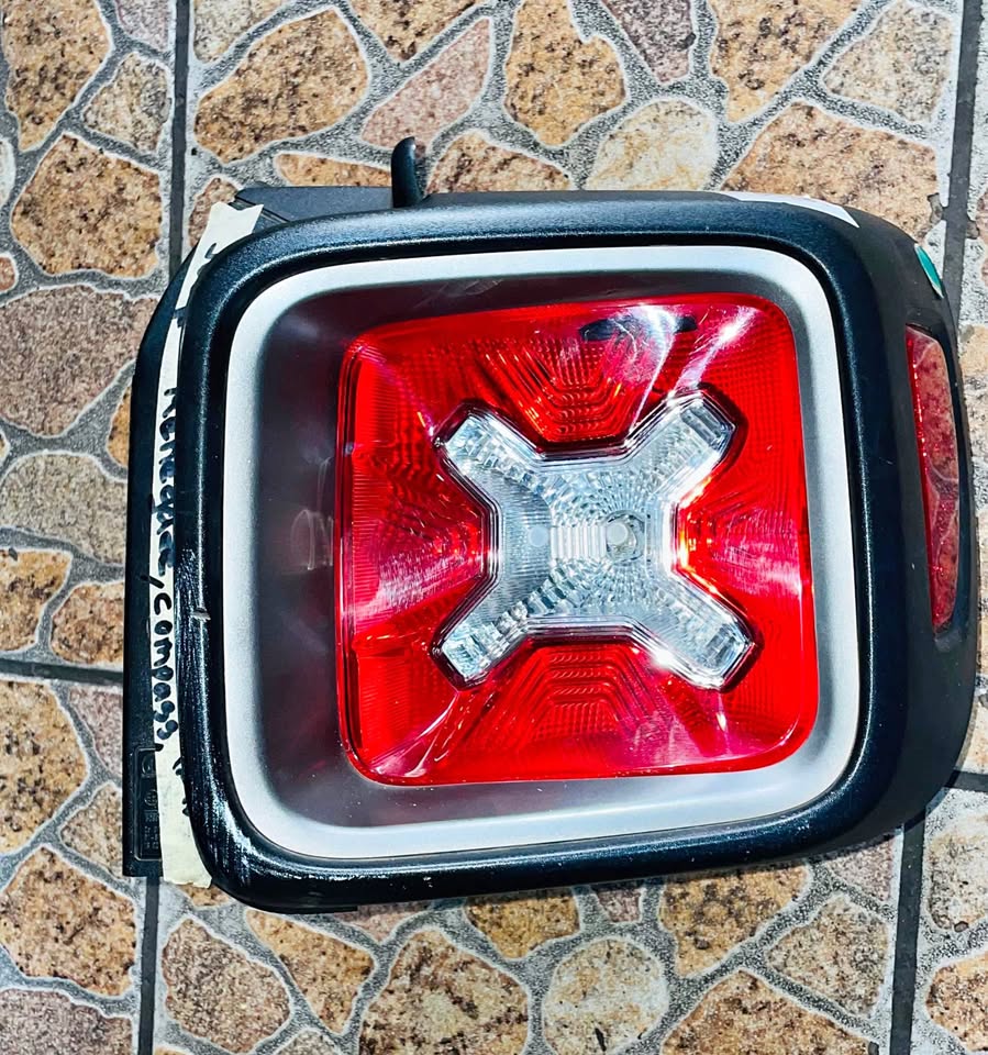 Jeep Compass taillight - Private Seller Jeep Compass taillight - Private Seller