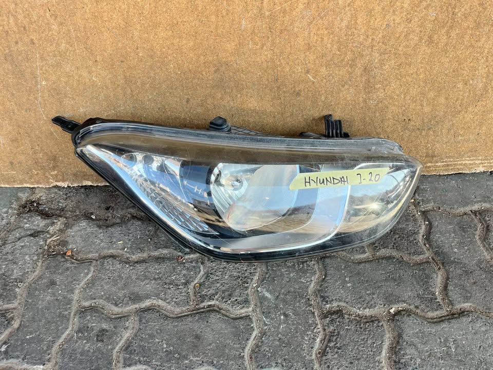Hyundai i10 Grand Headlight - Private Seller Hyundai i10 Grand Headlight - Private Seller
