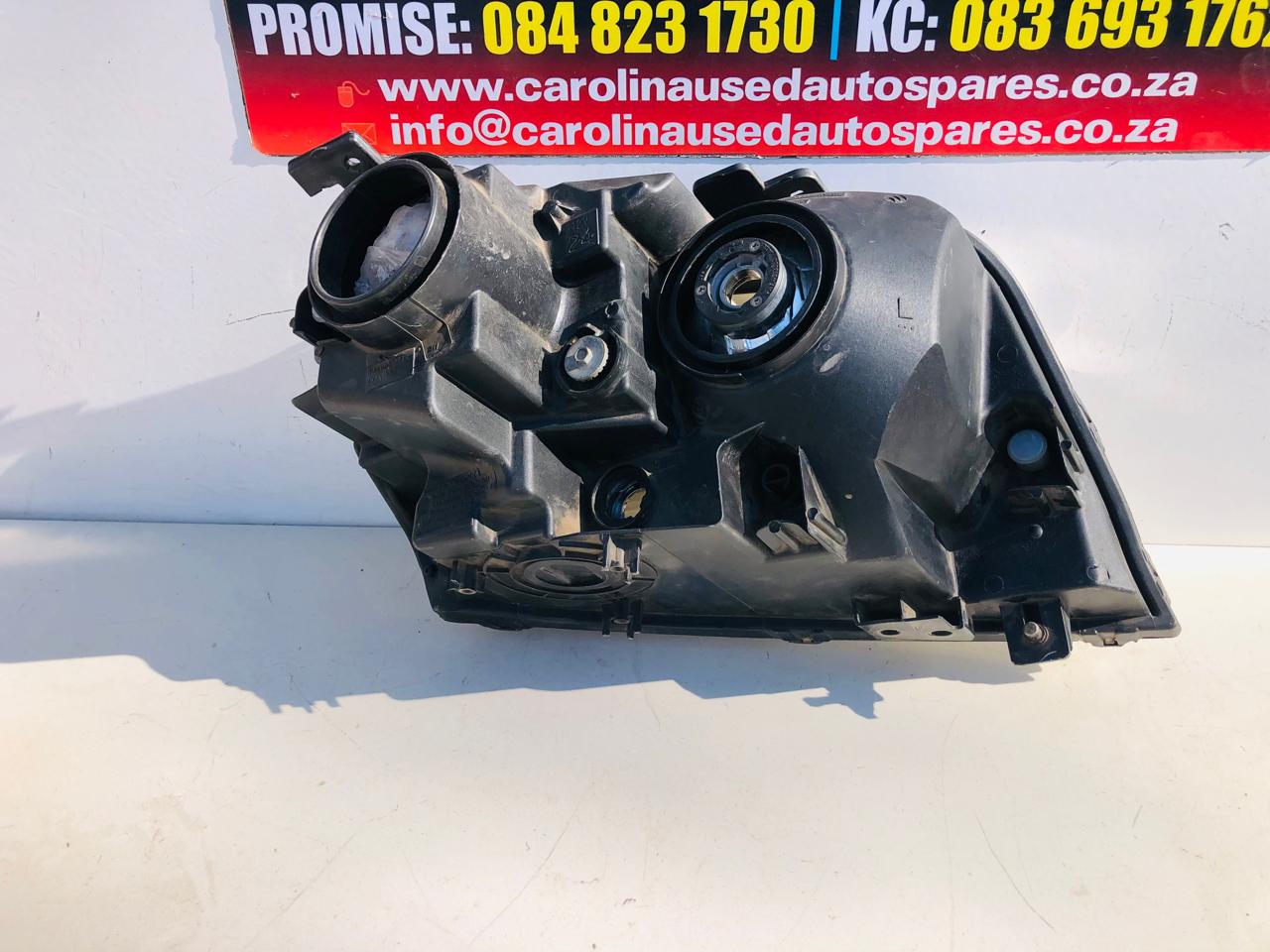 Suzuki Grand Vitara chrome left side halogen headlight - Private Seller Suzuki Grand Vitara chrome left side halogen headlight - Private Seller