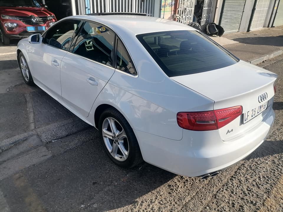 2014 Audi A4 1.8 TFSI Automatic and leather seat Sunroof Sedan