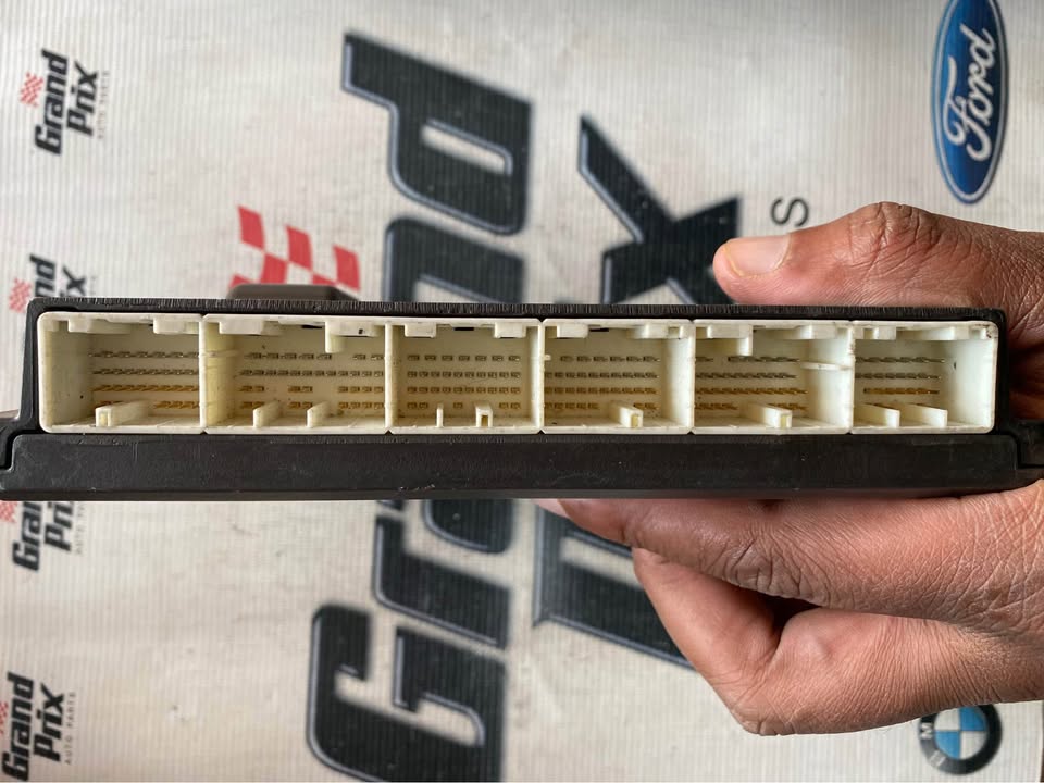 TOYOTA HILUX & FORTUNER GD6 ECU COMPUTER BOX K6 89661-FAK60 - Private Seller