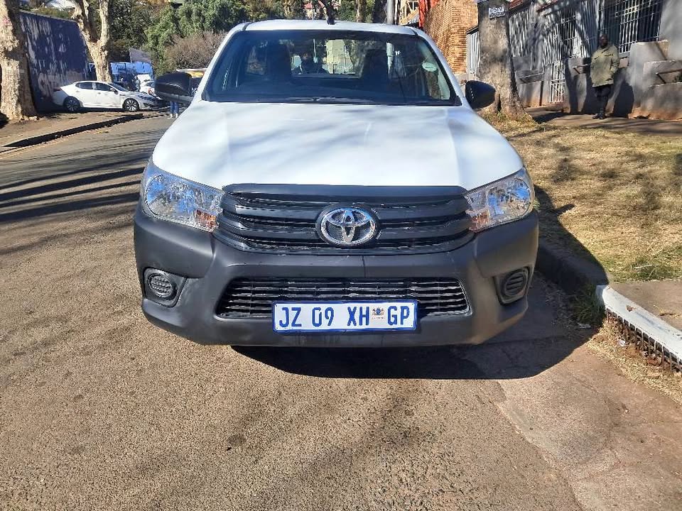 Toyota Hilux single Cab 2.0 VVTI 2021