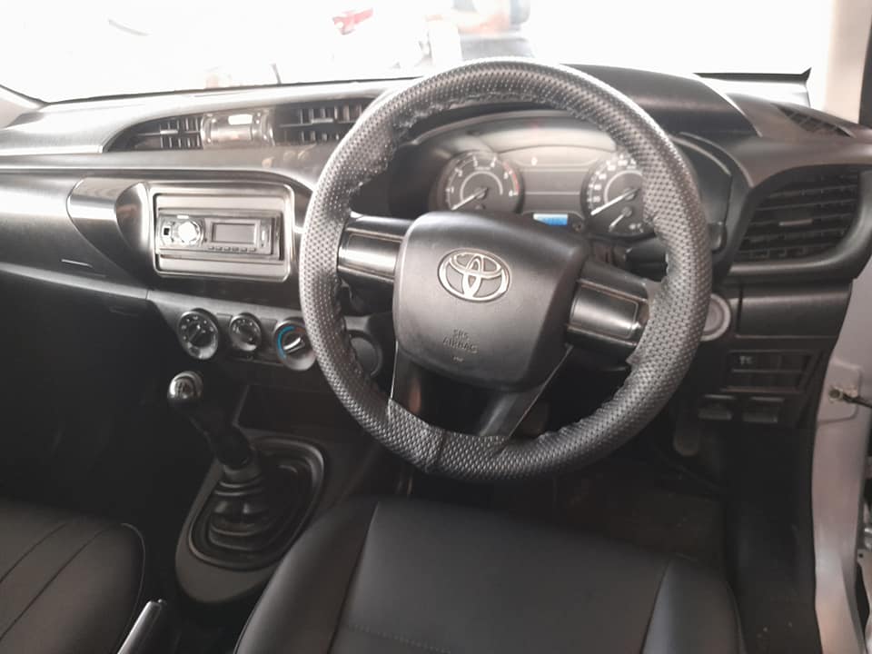 2016 TOYOTA HILUX GD6 2.4 SINGLE CAB MANUAL