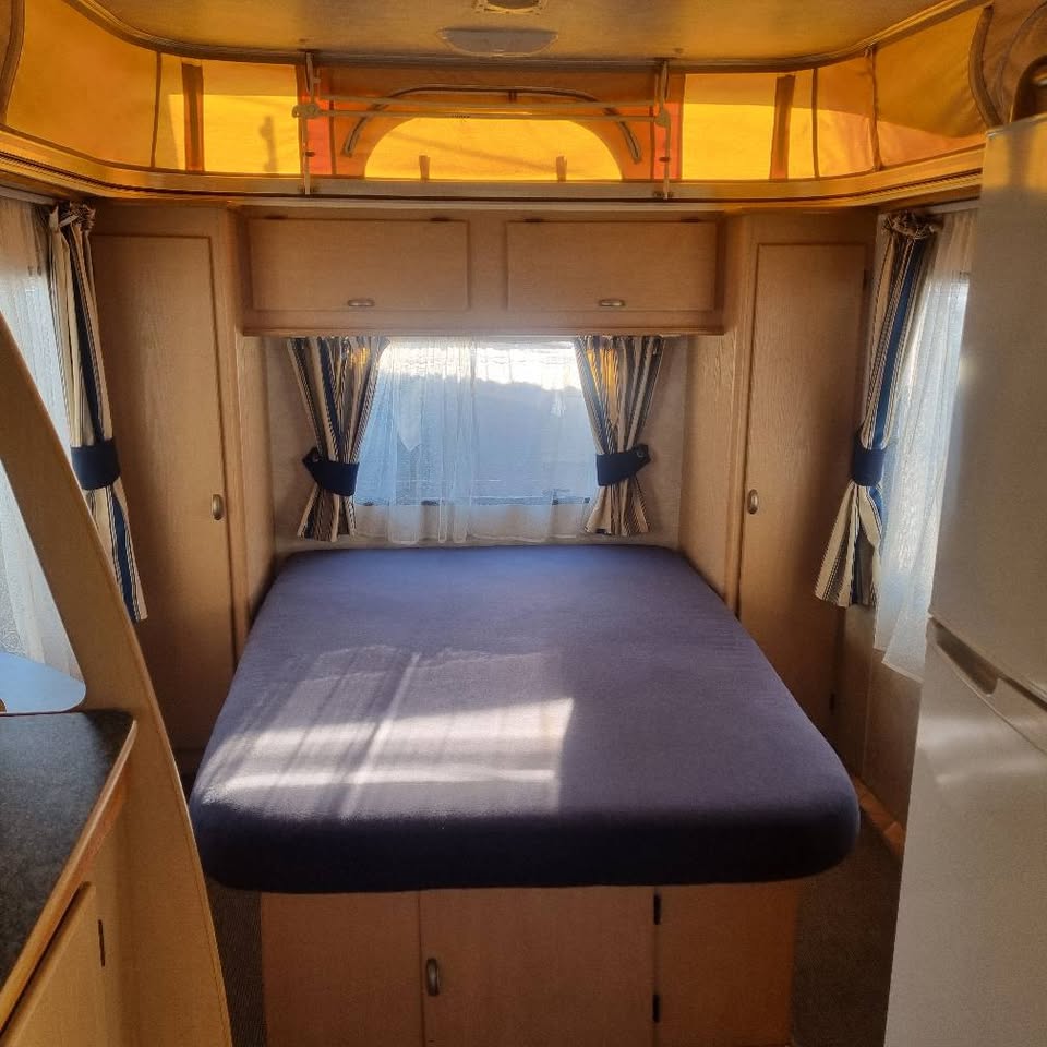 GYPSEY REGAL BLUE SERIES  DERIK - Private Seller