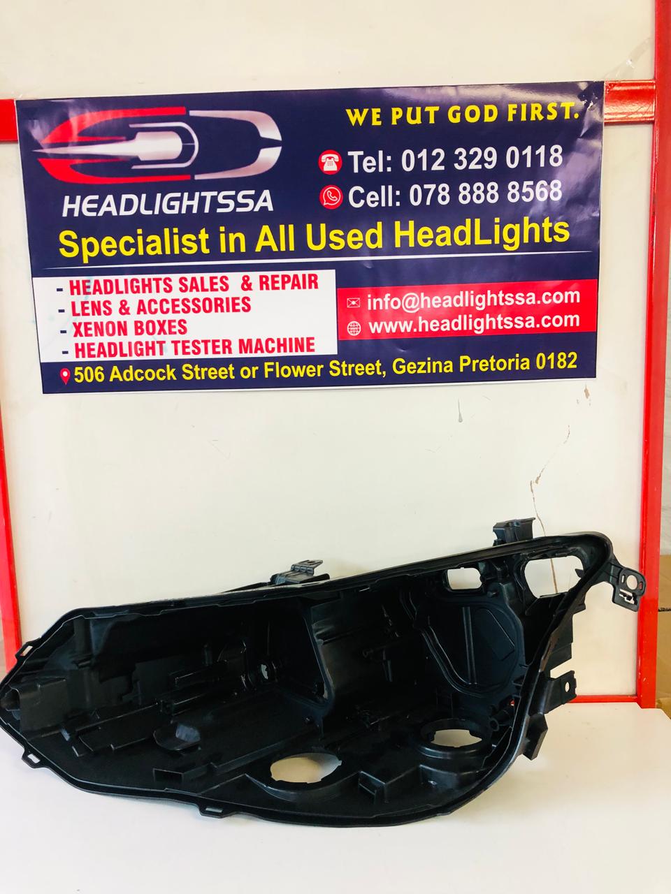 VW Golf 8 TSI GTI GTE left side headlight replacement housing - Private Seller VW Golf 8 TSI GTI GTE left side headlight replacement housing - Private Seller