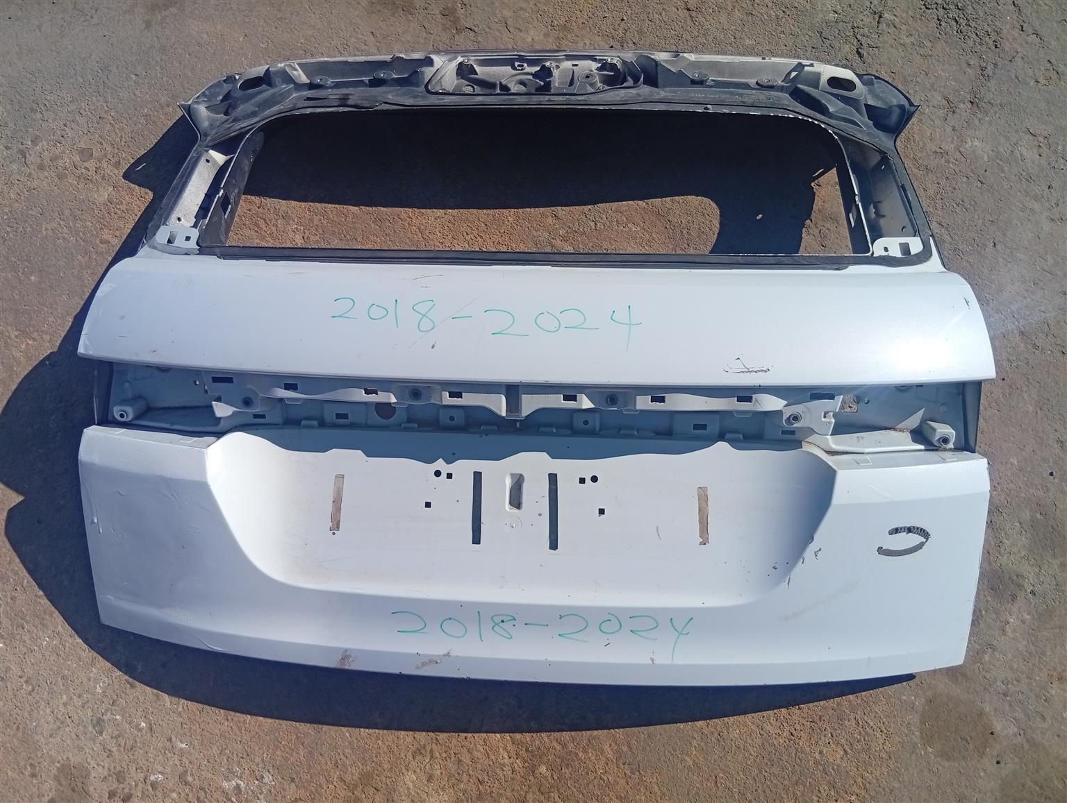 2018-2024 range rover Evoque tailgate for sale - Private Seller