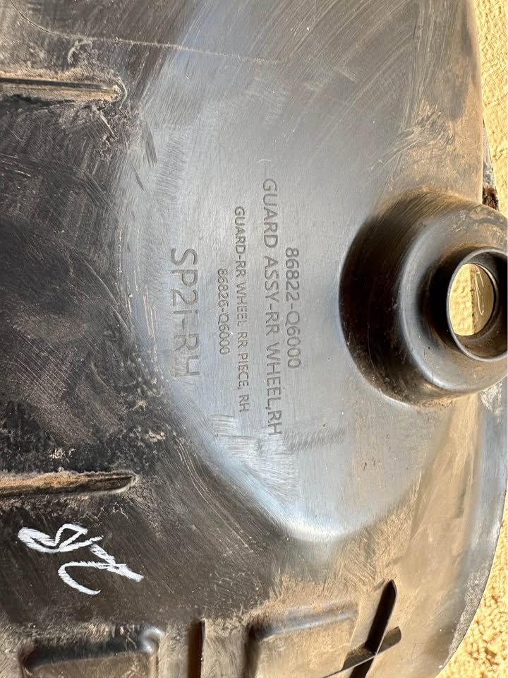 Kia Seltos Right fender liner 2022-2023 - Private Seller Kia Seltos Right fender liner 2022-2023 - Private Seller