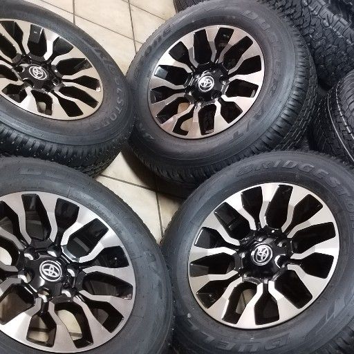 Bazoo with bridgestone dueler Tyres