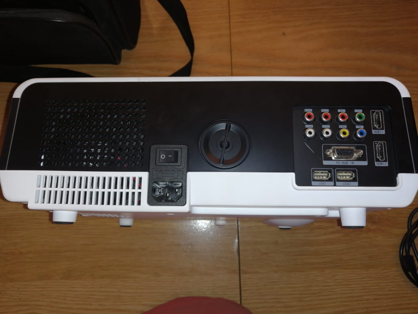 Sinotec Projector - Like brand new.