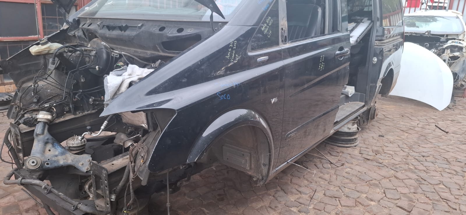 Mercedes V250 V class Fenders for Sale Mercedes V250 V class Fenders for Sale