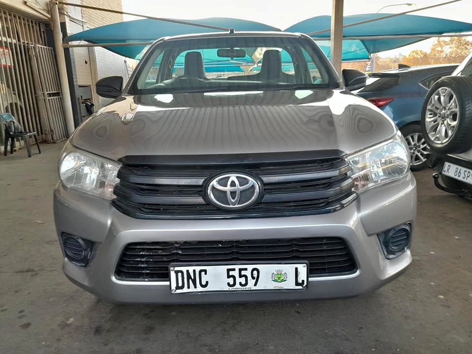 2016 TOYOTA HILUX GD6 2.4 SINGLE CAB  MANUAL 2016 TOYOTA HILUX GD6 2.4 SINGLE CAB  MANUAL