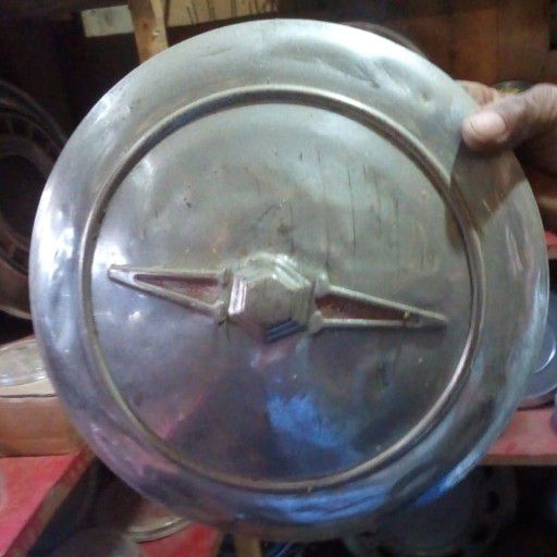 Vauxhall, hub cap - Private Seller Vauxhall, hub cap - Private Seller