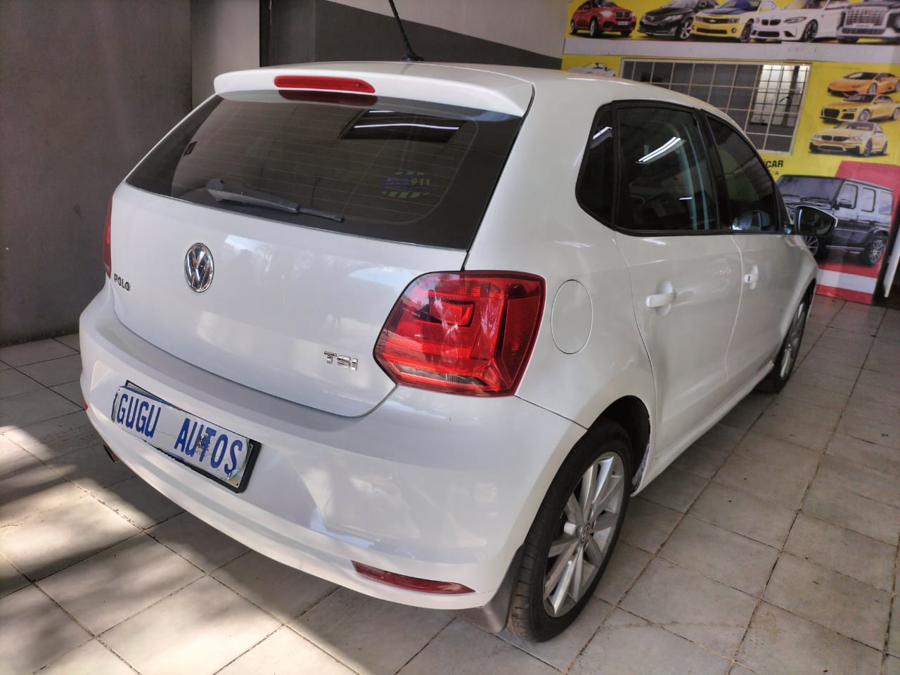 2018 VW Polo Tsi 1.4 highline 7push/gear Automatic 68000km