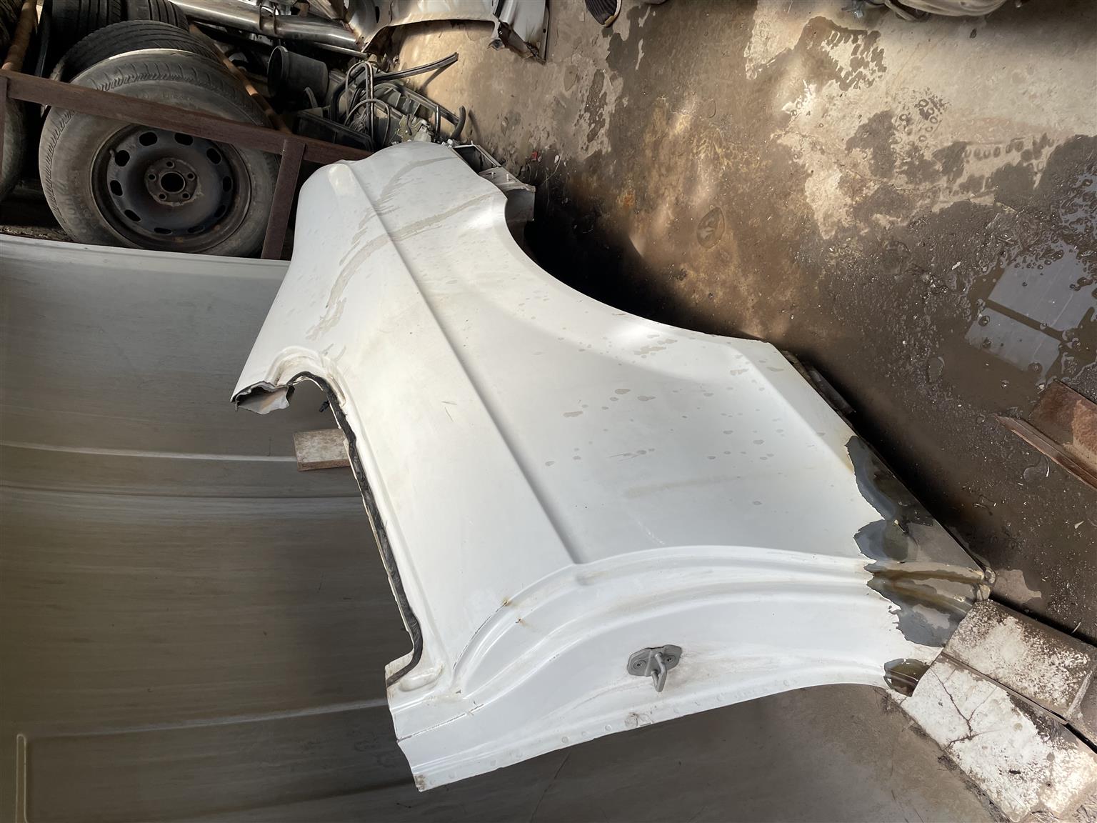Mercedes W211 model boot lid - Private Seller Mercedes W211 model boot lid - Private Seller