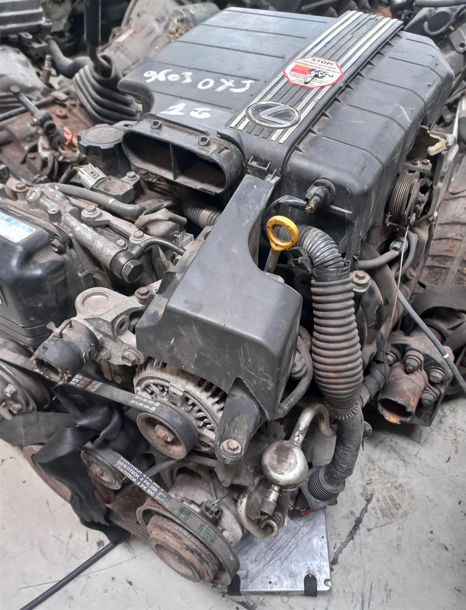 Lexus IS 200 2.0 4CYL Petrol Engine (1G) + Gearbox