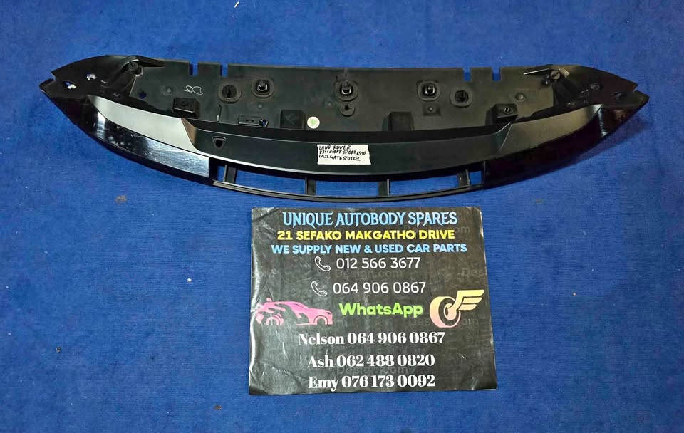Land Rover Discovery Sport Tailgate Boot Spoiler - Private Seller