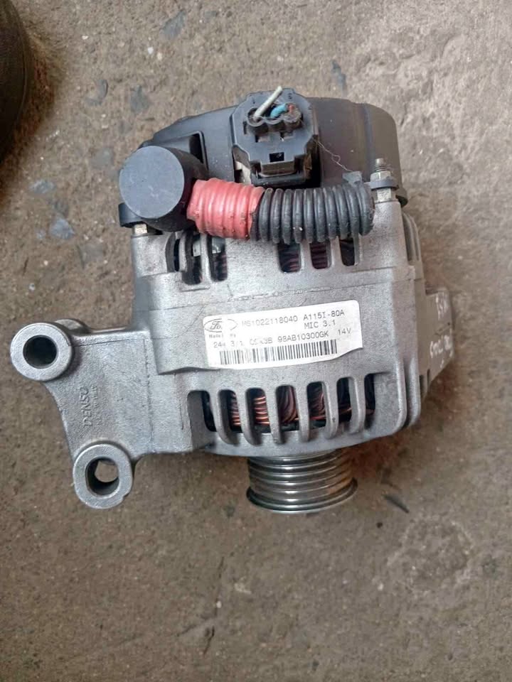 Ford focus 2003 1.6 alternator - Private Seller Ford focus 2003 1.6 alternator - Private Seller