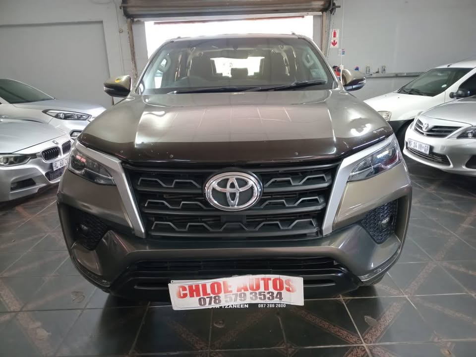 2022 Toyota fortuner 2.4 GD6, 7 Seater ,Disiel  Reverse camera and reverse sensor  Service history