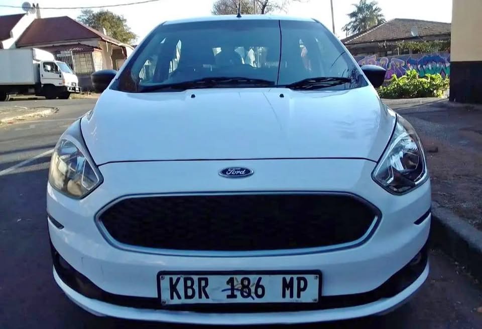 2020 FORD FIGO 1.5 MANUAL TRANSMISSION WITH SERVICE BOOK AND SPARE KEYS