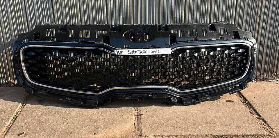 Kia Sportage grill 2018 - Private Seller