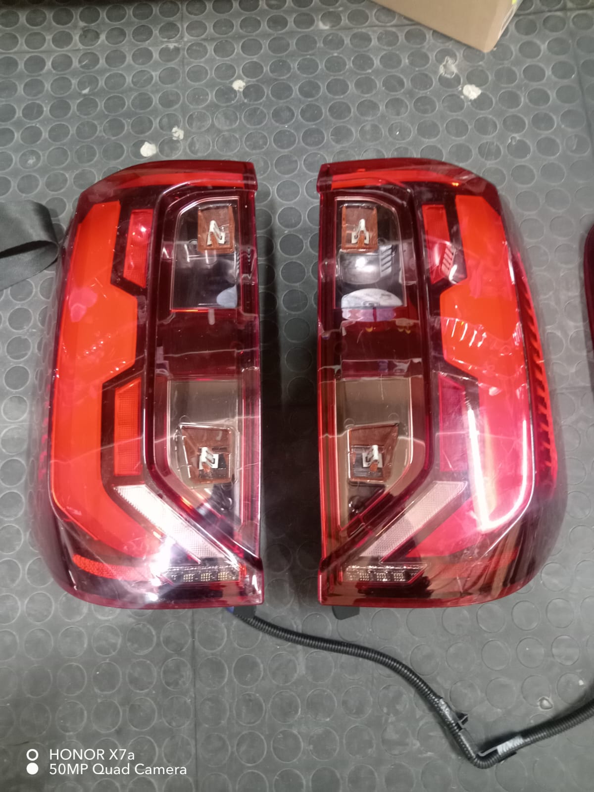 2023 VW AMAROK LED TAIL LIGHTS - Private Seller 2023 VW AMAROK LED TAIL LIGHTS - Private Seller