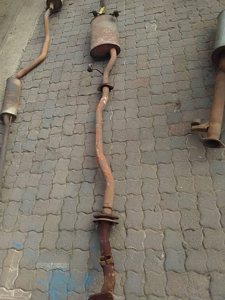 2005 ford ranger XLT WL complete exhaust for sale - Private Seller